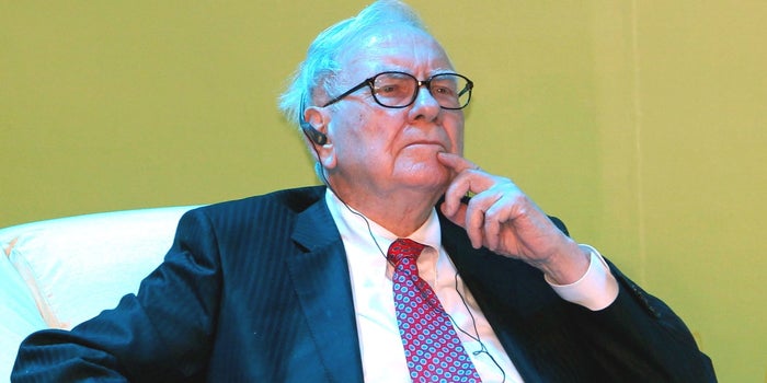 Warren Buffett cumple su promesa y dona 3,600 millones de dólares a fundaciones