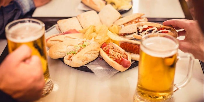 ¿Qué harías con 7,500 pesos? Puedes invertir en una franquicia de 100 Montaditos
