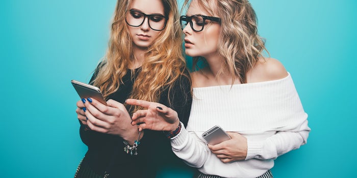 ¿Publicas fotos esperando miles de likes? Instagram tiene un plan para que dejes de hacerlo, por tu salud mental