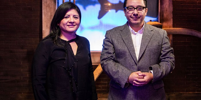 Ella inició un negocio de papel picado con ahorros de 20 pesos y hoy logró una inversión por 7 mdp en Shark Tank