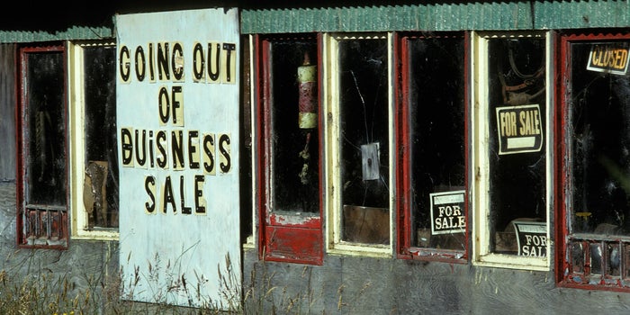 How Physical Stores Can Survive E-Commerce