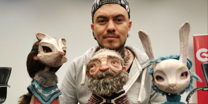 Su primer cortometraje lo hizo en casa con materiales reciclados y ahora su estudio de animación es uno de los más brillantes de México