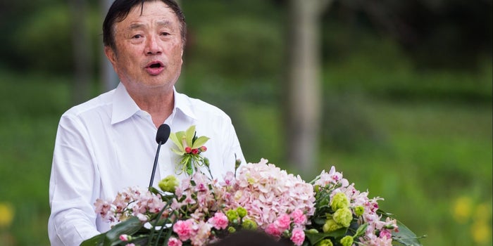 Huawei está entre la vida y la muerte: revela su fundador Ren Zhengfei