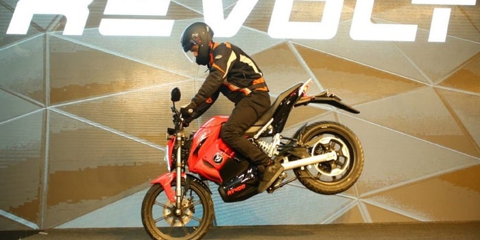 India's First AI-enabled Motorcycle is Here & How!
