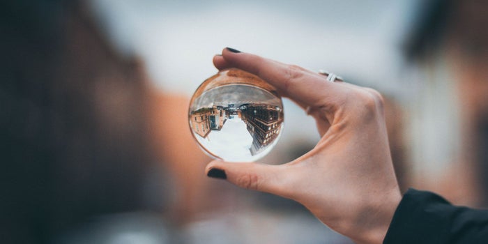 Aprende a utilizar enfoques contraintuitivos para solucionar problemas