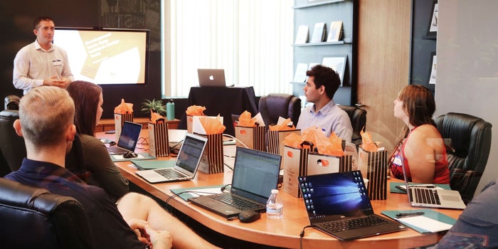 Qué son los intrapreneurs y por qué los necesitas para que tu empresa sobreviva y triunfe