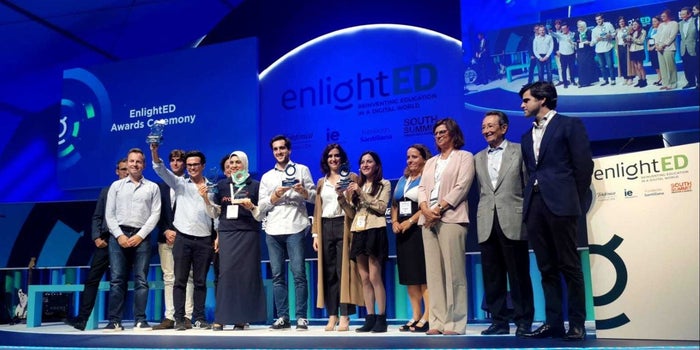 Esta startup que quiere mejorar la enseñanza de la ciencia en el mundo gana el enlightED Awards 2019