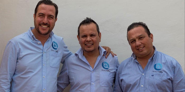 Ellos diseñaron una app para atrapar clientes al estilo de Pokemón Go