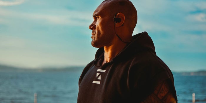 Former NFL Star Lofa Tatupu Launches New Product: 'CBD Has Completely Changed My Life'