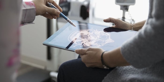¿Tienes una clínica? Este doctor te dice cómo 'venderla' en el mundo digital