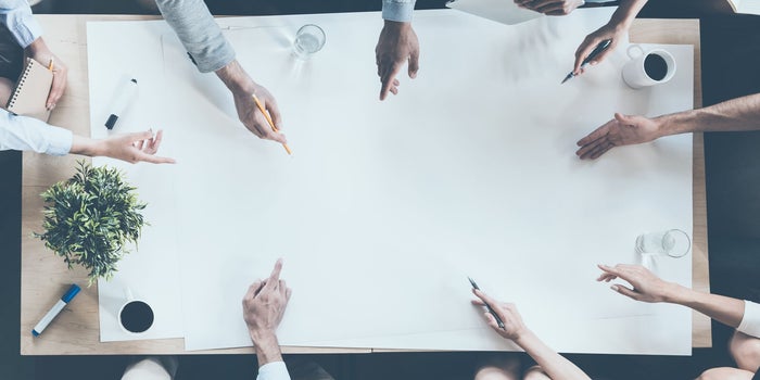 ¿Te cuesta trabajo tomar decisiones? Descubre cómo lo haces y cómo puedes mejorarlo