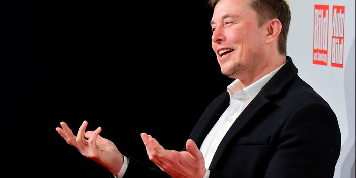 Elon Musk dice que no debemos tomar en serio su Twitter porque habla sobre apocalipsis zombis y ser un marciano