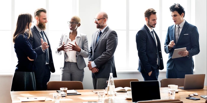 ¡No trabajes solo! Crea alianzas para hacer crecer tu negocio