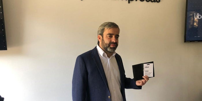 Sin pretextos para llegar a tu reunión: Uber presenta sus tarjetas de regalo