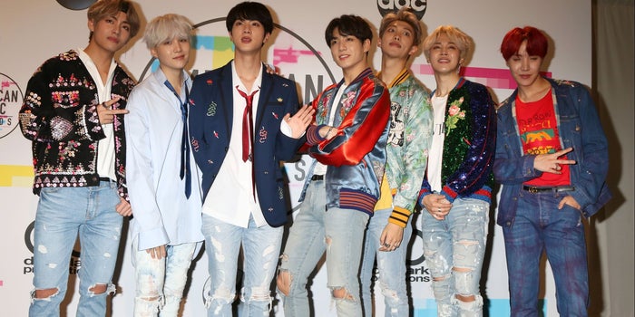 Booking será patrocinador de la cuarta temporada de BTS Bon Voyage