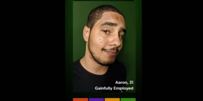 A este chico no le iba bien en Tinder por lo que creó su propia app de citas donde él es el único varón
