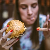 Illegal Burger: The First CBD Restaurant Franchise Opportunity
