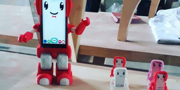 Llega a México el primer robot social educativo de latinoamérica para apoyar el aprendizaje infantil