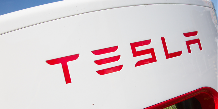 Las acciones de Tesla alcanzan récord de 420 dólares, después de salir de la bolsa como aseguraba Elon Musk