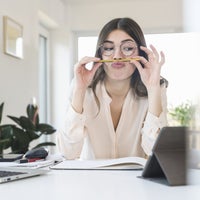 How To Avoid Shiny Object Syndrome and Stay Focused