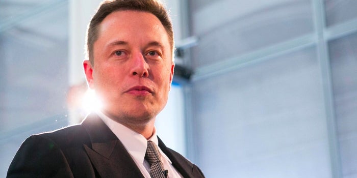 Hace años Elon Musk predijo el inicio de la Tercera Guerra Mundial (pero le echó la culpa a los robots)