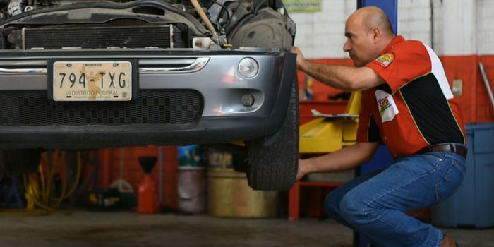 Podrás invertir en la franquicia EPS Servicio Automotriz con 7,500 pesos