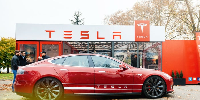 Las acciones de Tesla hacen historia y superan por primera vez los 500 dólares