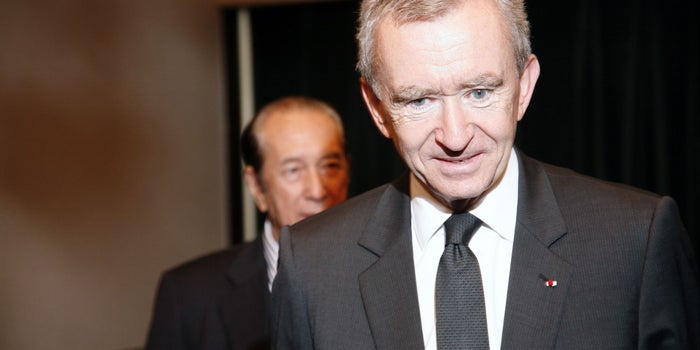 El coronavirus destrona a Bernard Arnault y le regresa el título del hombre más rico del mundo a Jeff Bezos