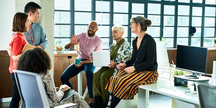 5 estrategias de liderazgo para mejorar el desempeño de tu equipo y hacer crecer tu pequeño negocio