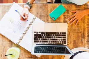 4 Benefits of Earning a Certification in Your Field of Expertise