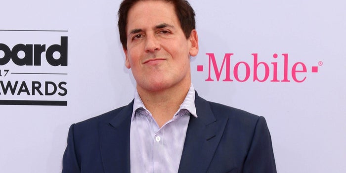 No, Mark Cuban no compró el avión presidencial mexicano