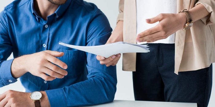¿Buscas trabajo? Estos son los 10 documentos que te pedirán