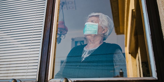 Hazlo por ellos: Cómo ayudar a las personas mayores que viven solas frente al coronavirus