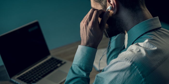 Google prohíbe a sus empleados usar Zoom en sus computadoras