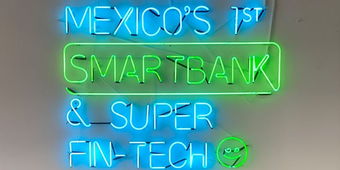 Es tiempo de vivir la banca inteligente