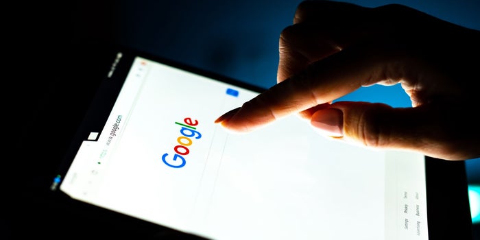 Google presenta una herramienta de IA para que respondas rápidamente a tus clientes