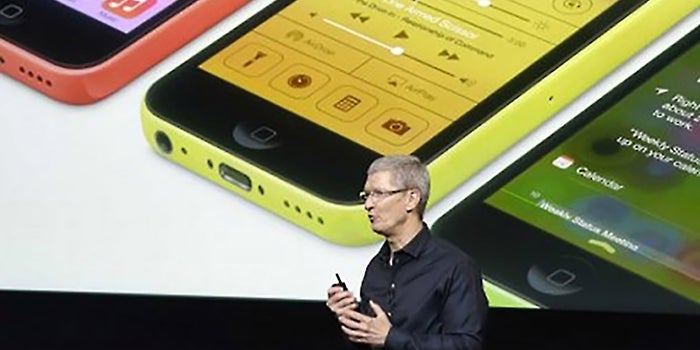 Apple Stock Prices Fall On News of the Expensive iPhone 5C