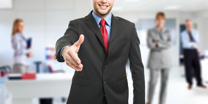5 claves del lenguaje corporal de un líder