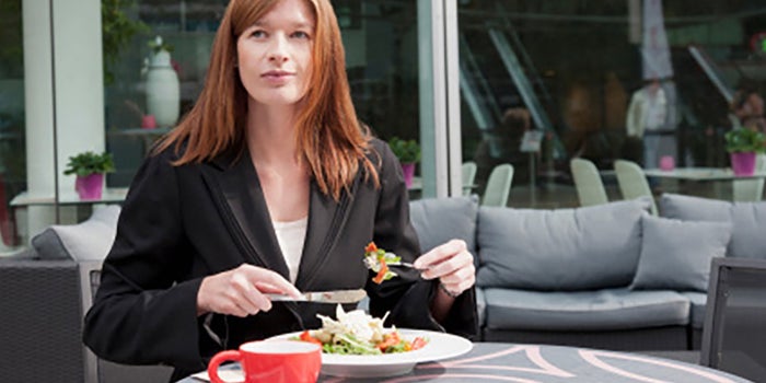 Restaurantes para quienes comen solos