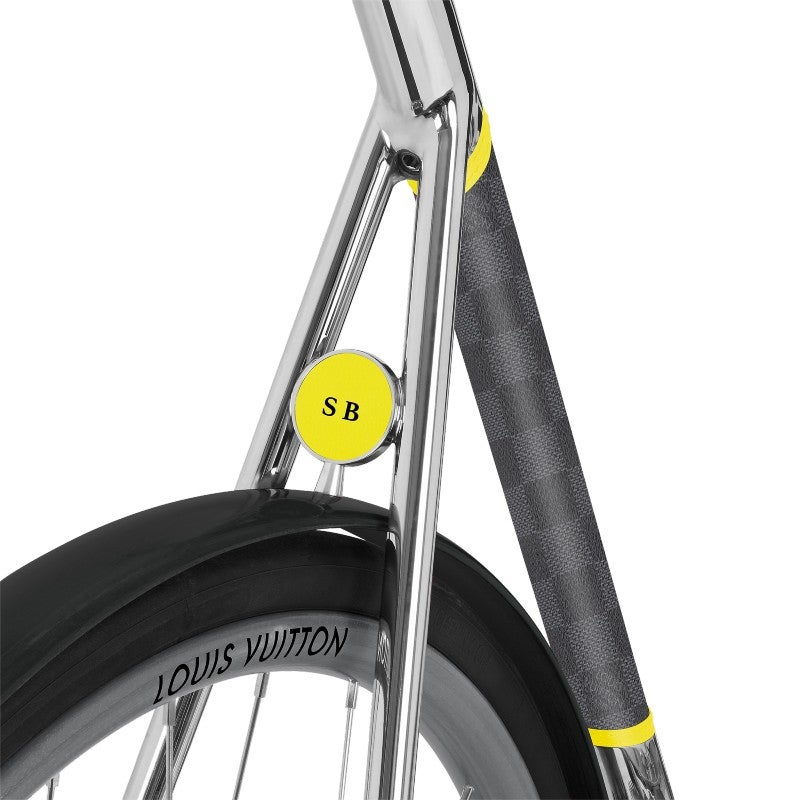 With a retro design, the French brands Louis Vuitton and Maison Tamboite  have come together to launch the LV Bike line of…