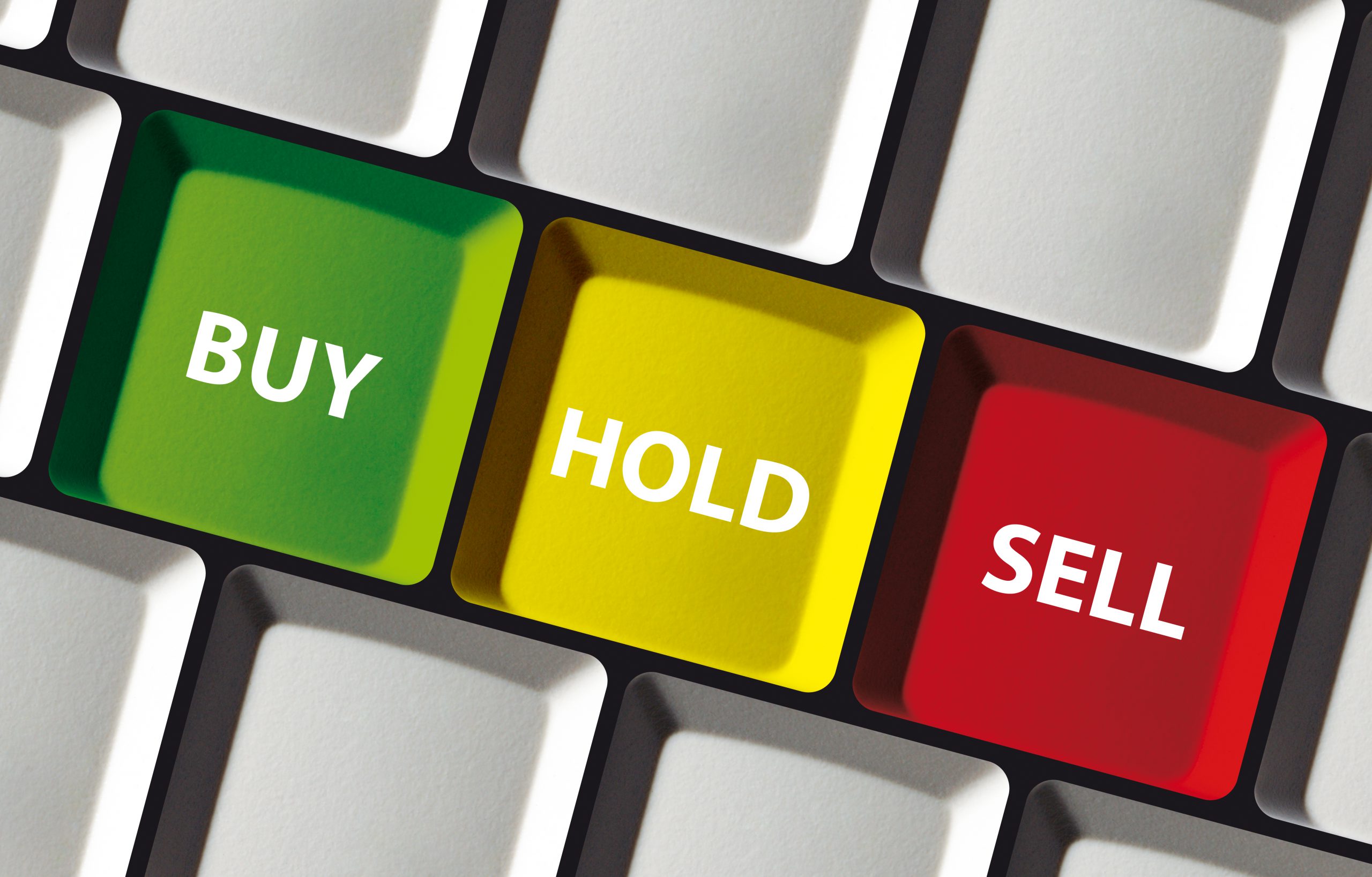 Analyzing JPMorgan (JPM) and Wells Fargo (WFC) for March: Buy, Hold, or Sell?