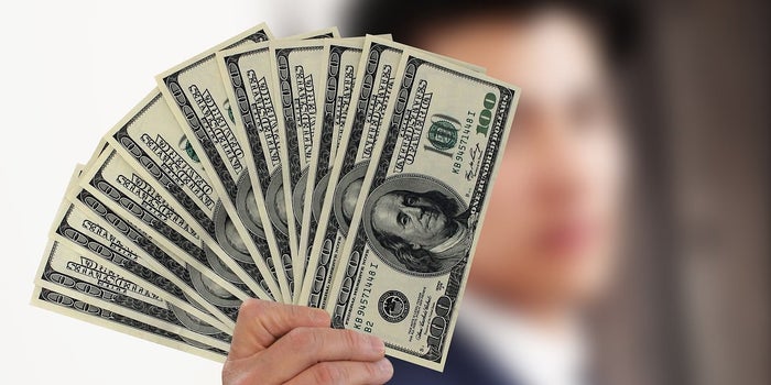 A Guide To Managing Your Money Better In 2021