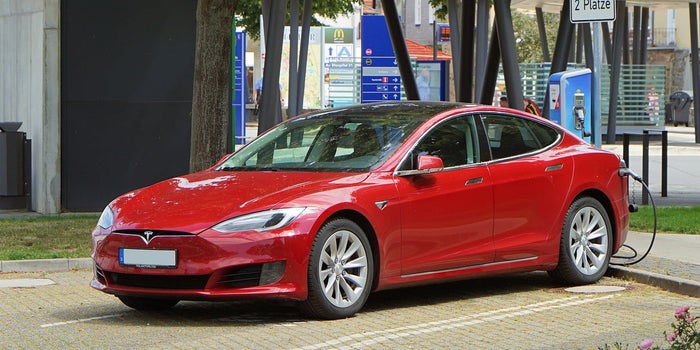 Ford: Unlike Tesla, we don’t treat customers like guinea pigs