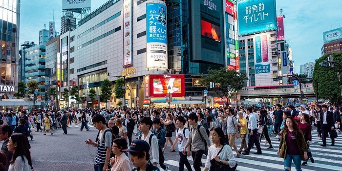 Asian Shares Hit One-Week Low Due to Covid, Inflation