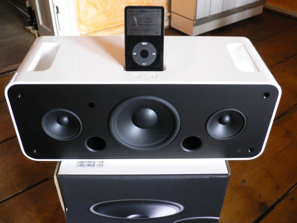 The iPod Hi-Fi was built with Apple's sleek design aesthetic but ultimately failed to deliver the sound quality that third-party competitors could offer.