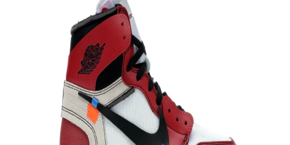 5. Jordan 1 Retro High Off-White Chicago (Más de USD$2,900 )