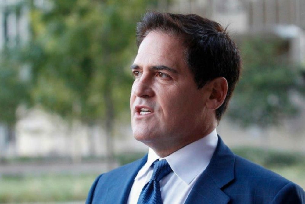 3. Mark Cuban vendía bolsas para basura