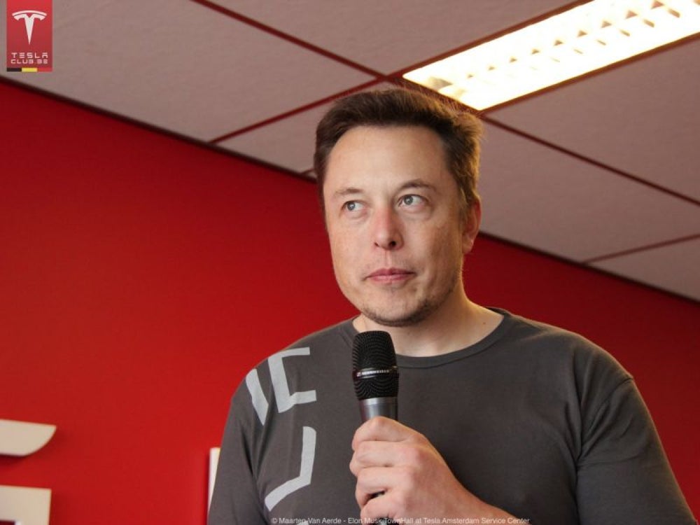 What's more, though, he said we should take the whole cyborg thing even further and add a digital layer of intelligence to our brains to avoid becoming "house cats" to artificial intelligence.