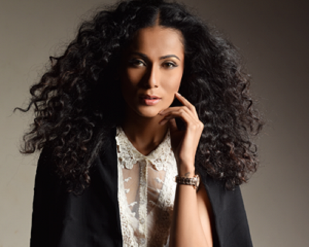 Miss Universe India 2010 winnner Ushoshi Sengupta, Founder of TES Kolkata