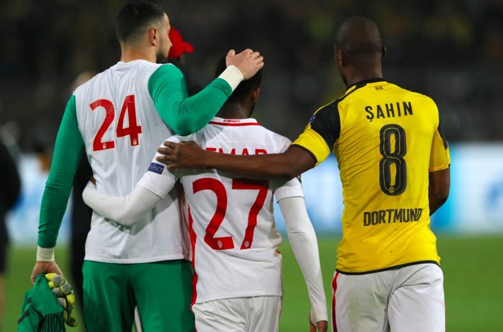 A hashtag unites rival football fans